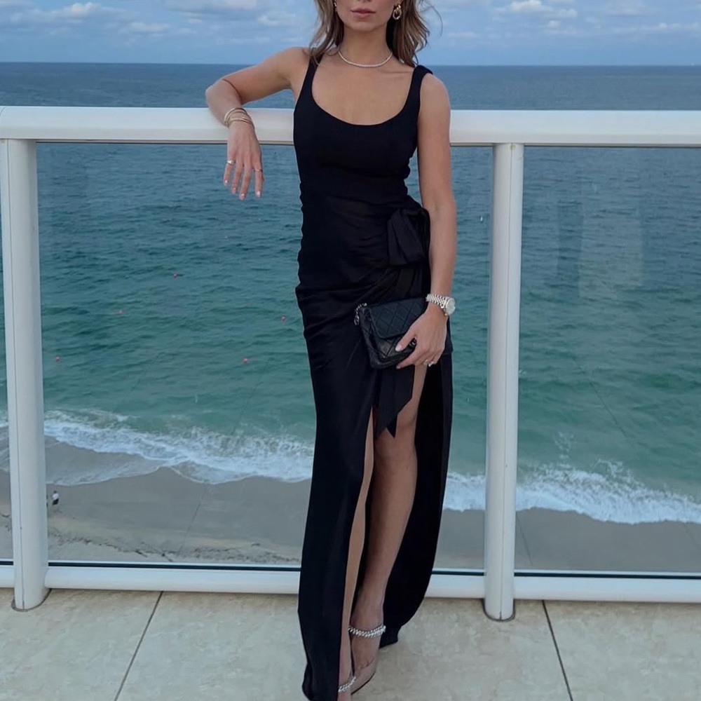 CINQ A SEPT Elegant Black Evening Gown with Side Slit